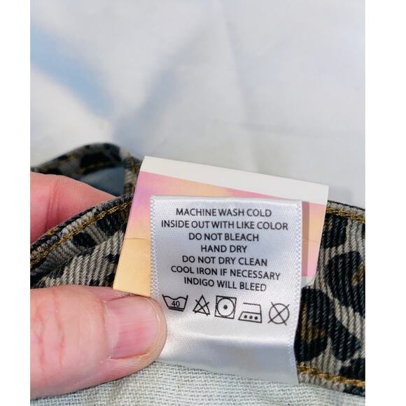 NWT Your Cute Jeans Girl's Cargo Jeans in Animal Print - Wide Leg - Size 7 - Picture 8 of 9